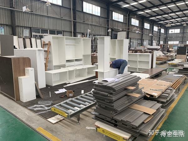 远赴成都参观丽维家全屋定制工厂规模很大板材库存充足强