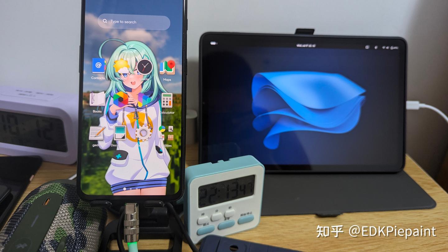 一加6T，後面是我的小米平板5