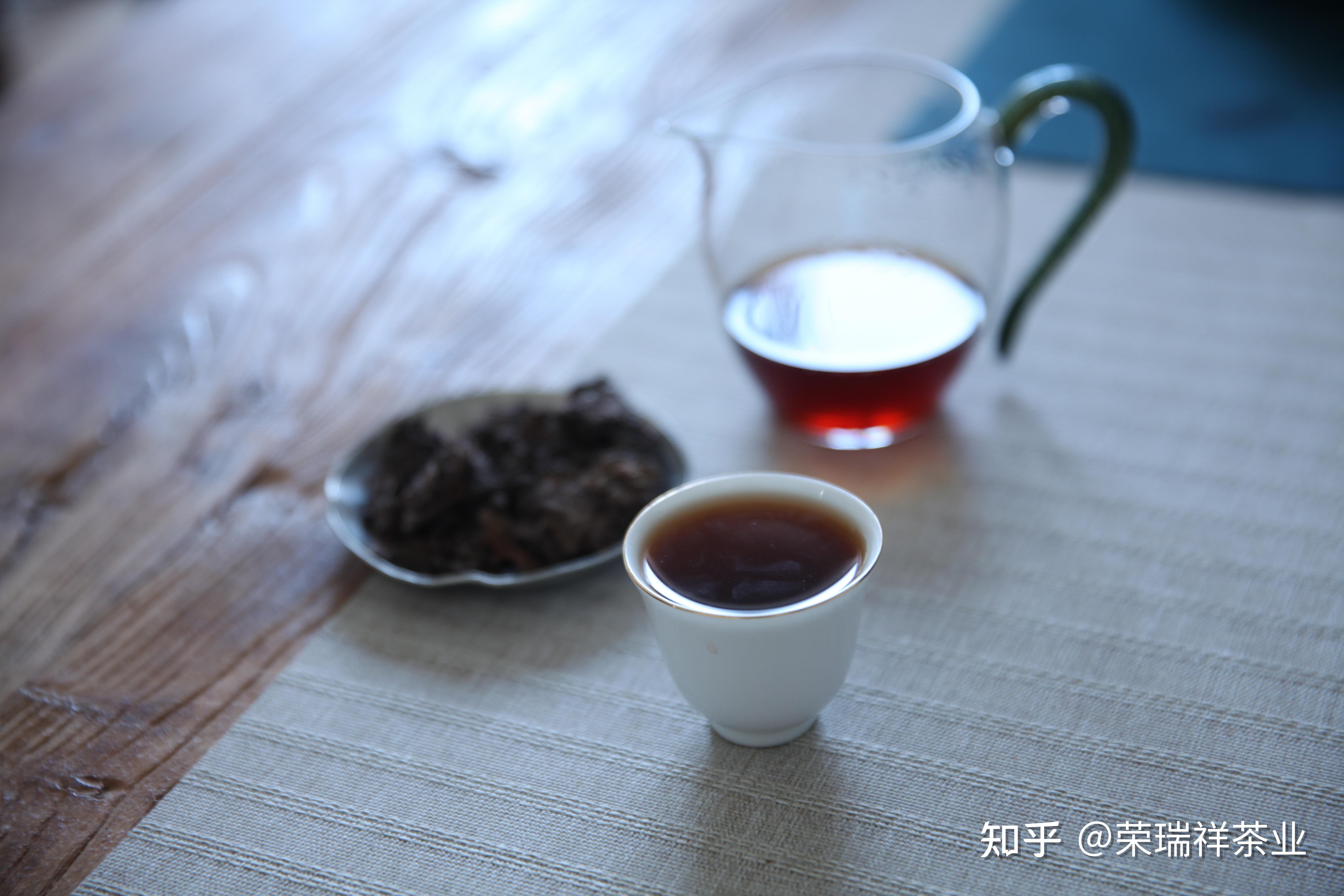 這種酸味和茶葉品質有關係嗎?1. 普洱茶裡喝到的酸是什麼?