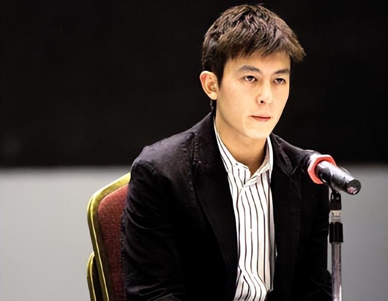 事件发出后的两年后,2010年,陈冠希发布了hiphop专辑《confusion》,他