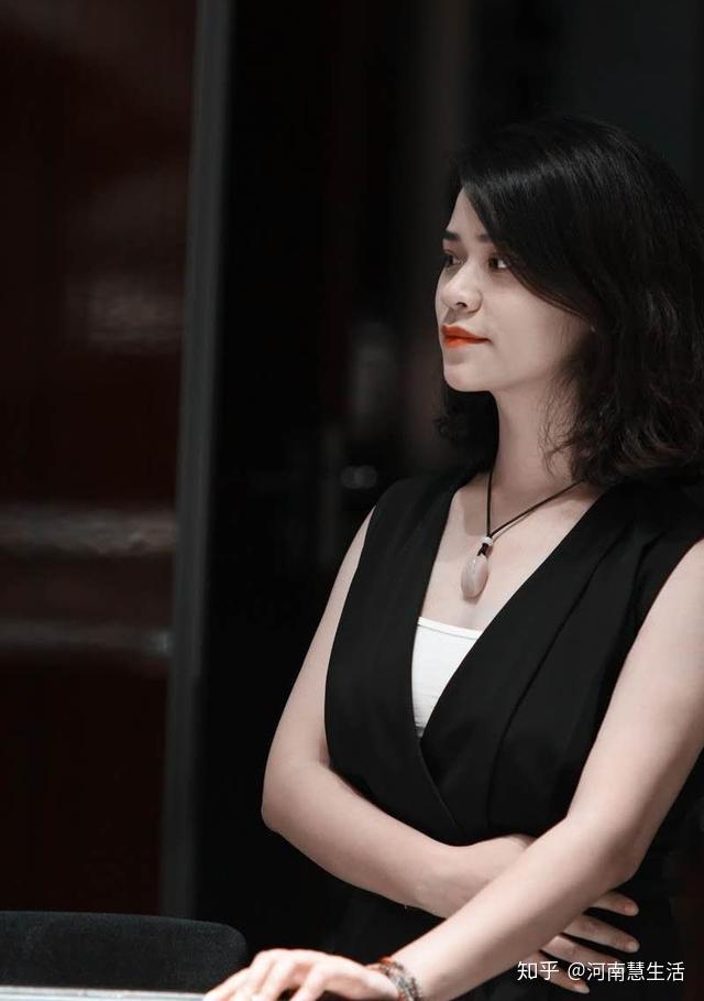 东方丽人行燕妮励志人生懂得努力的80后现在都怎么样了