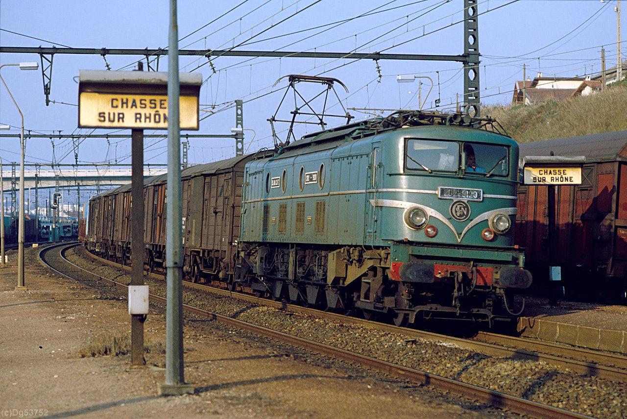 科普法国国营铁路的四对轮2d29100型电力机车