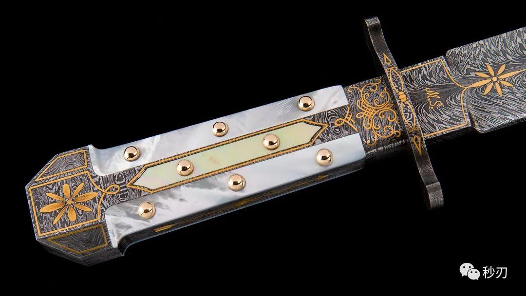 双料大师哈维重磅黄金狗骨柄短剑