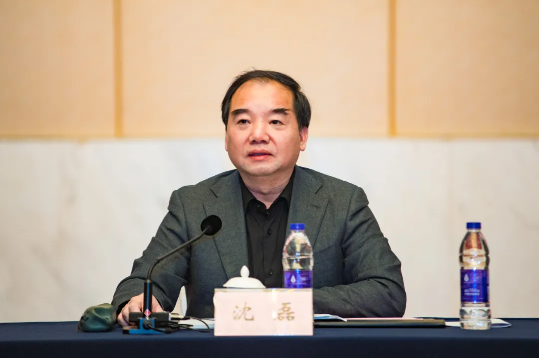 院长,嘉兴市城市总规划师,总师专委会副主任委员兼秘书长沈磊教授主持