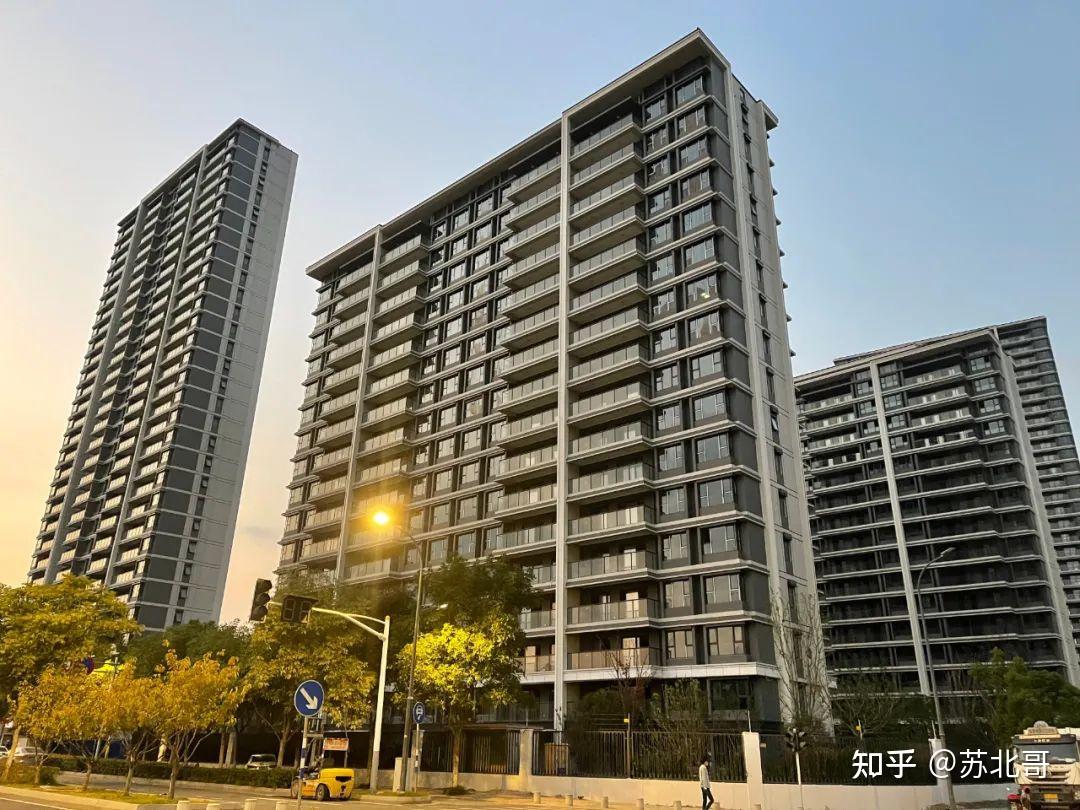 南京河西南买房建议！在新地块出让，新房抢跑，殃及池鱼，二手降价，倒挂消失之下...... - 知乎