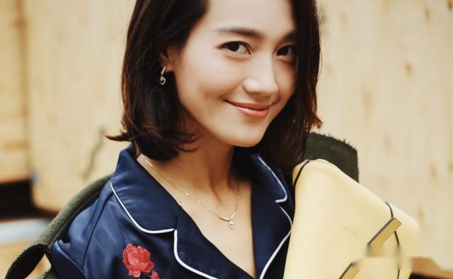 朱丹：离异后嫁给周一围，强忍泪水保住这个温暖的家