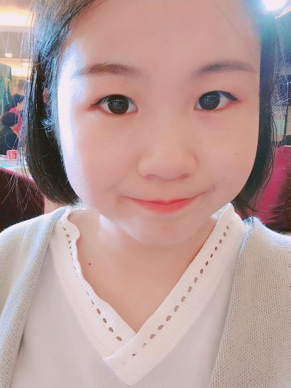 女生有婴儿肥是怎样的一种体验?