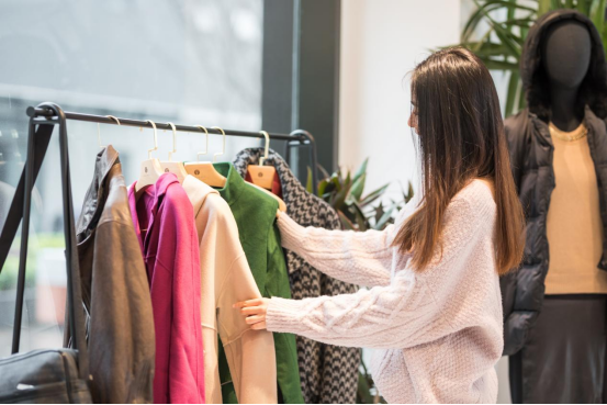 tip:衣服上的化学物质并不会立马发生不适反应,而是一个慢性的过程