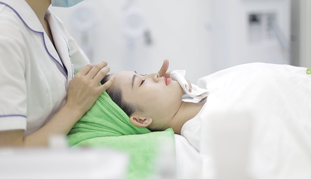 酒渣鼻玫瑰痤疮好好的皮肤怎么会这样