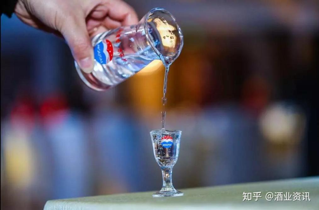 就是这3类人在喝茅台酒