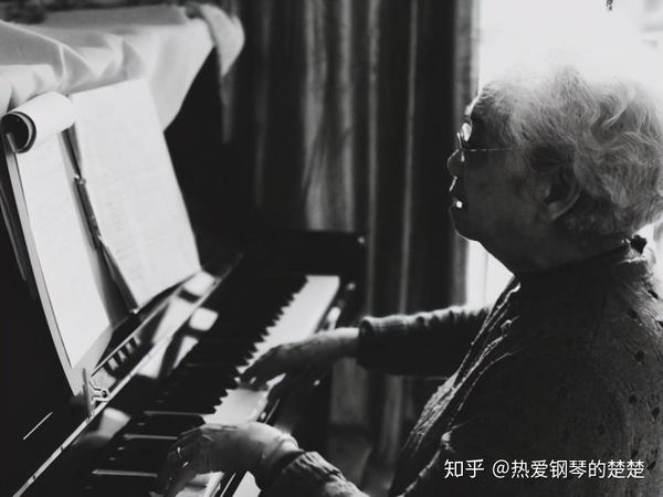 弹钢琴把别人弹哭是一种什么样的体验？