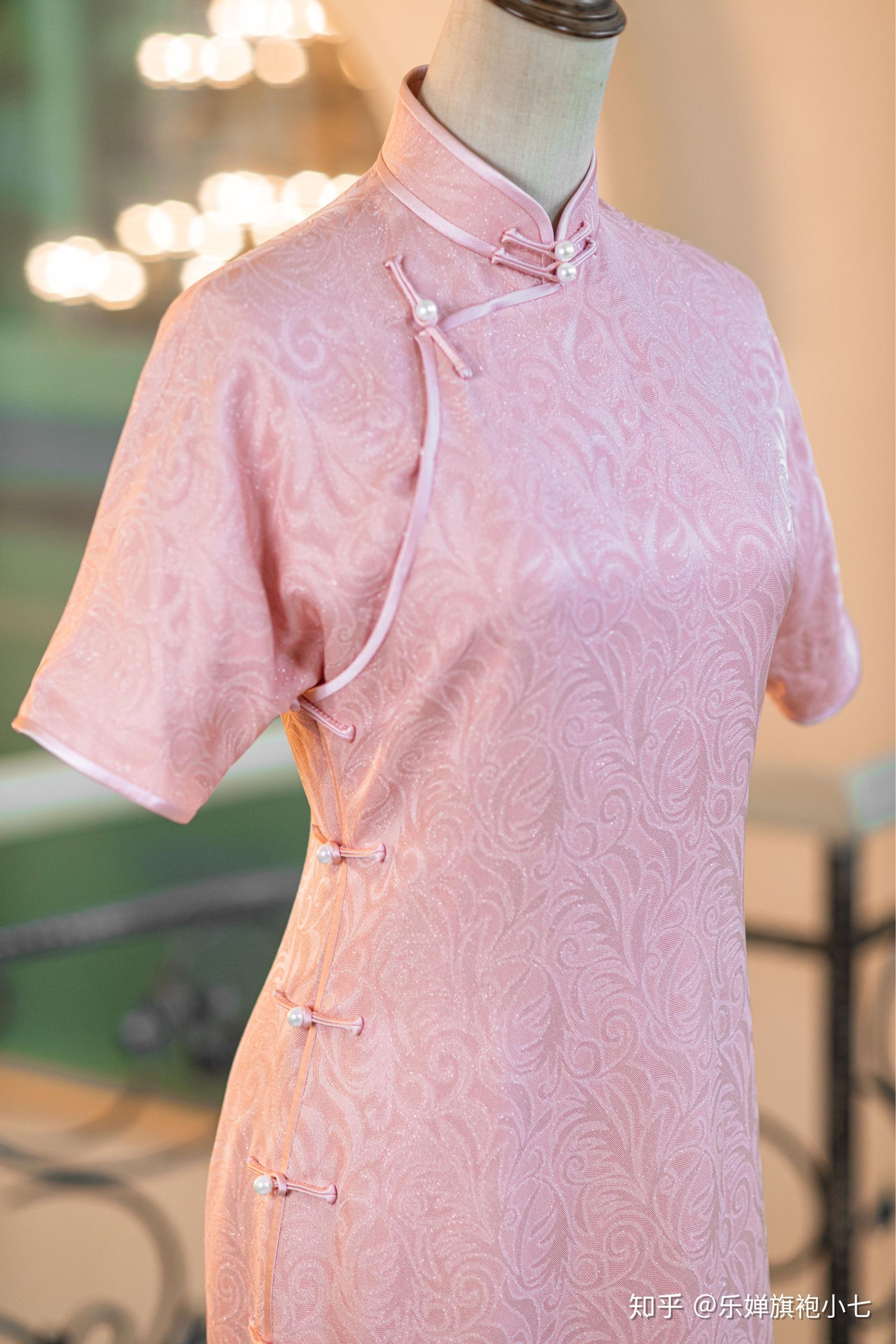 剁手曾经让欧洲贵妇们疯狂的花罗做成旗袍啦