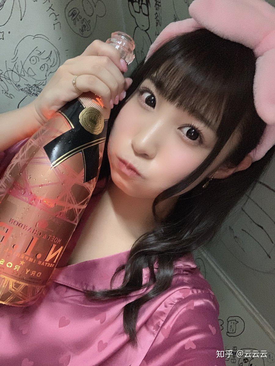 女优乃亚:没有强迫也没有难言之隐,拍片是为了梦想,还有…钱!