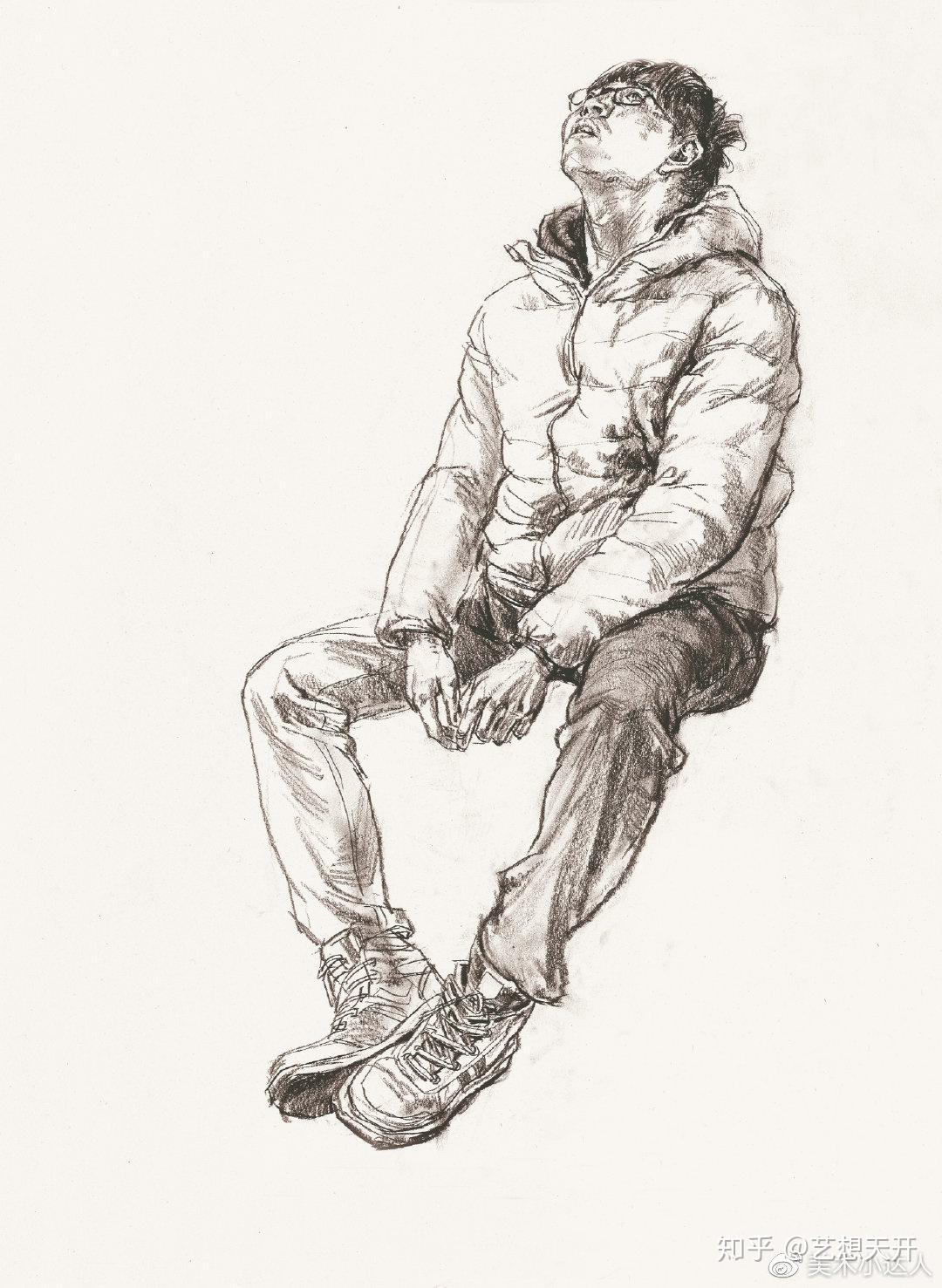 所以衣服和裤子的交界处会有很多褶皱或者是一些重色,这样人物就"坐得