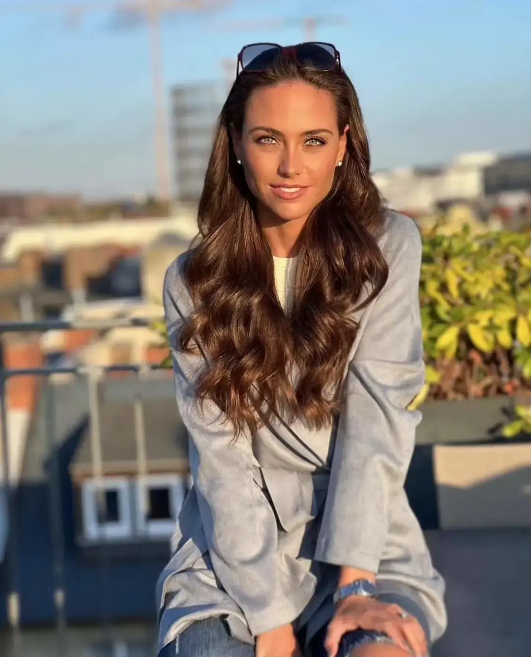 这位让德国财政部长神魂颠倒的美女,叫芙兰卡·莱菲尔特(franca