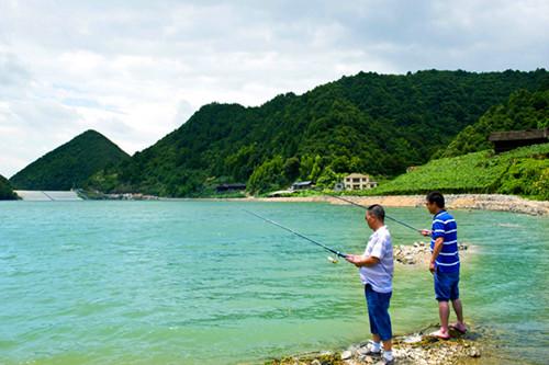 蒲海垂钓