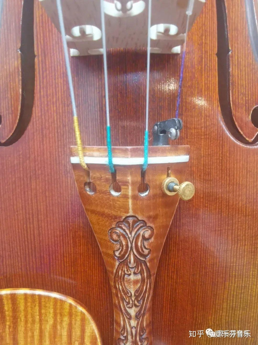 小提琴应该装几颗微调
