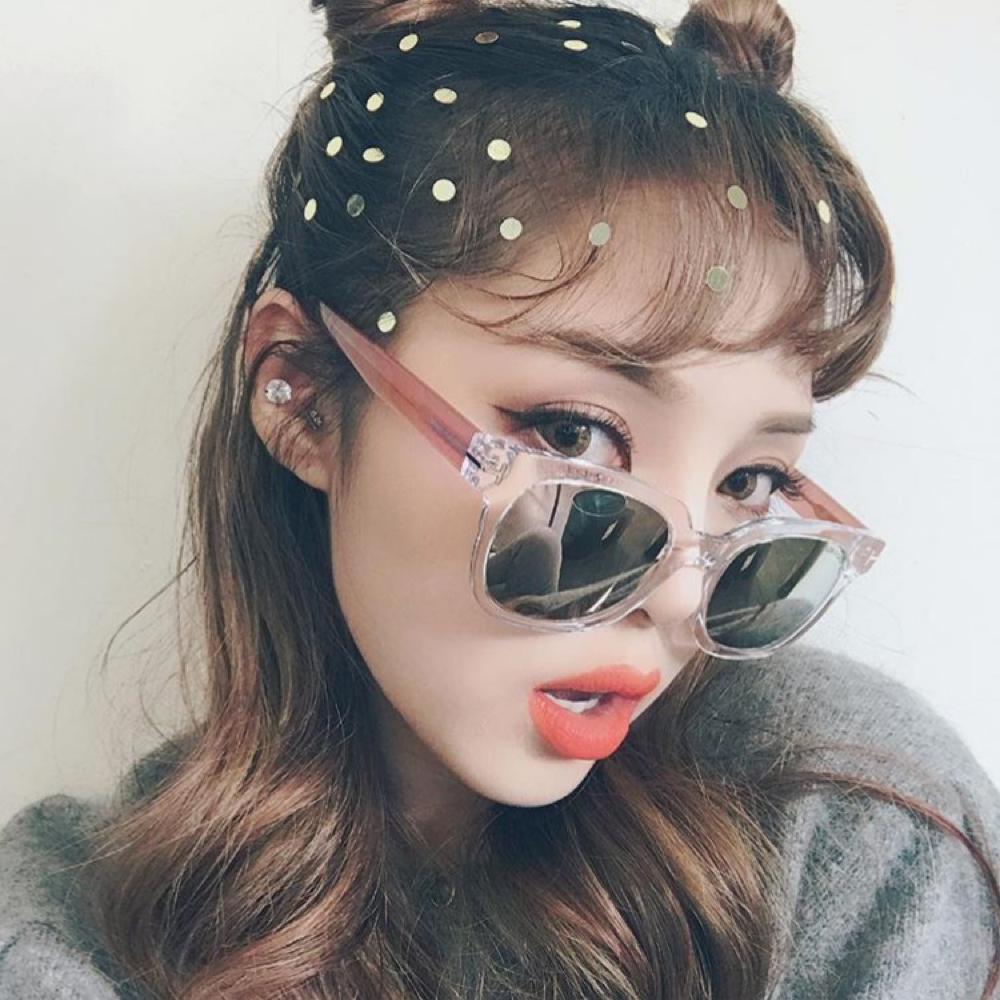 你可以关注一些美妆达人,比如pony朴惠敏,号称亚洲彩妆女王