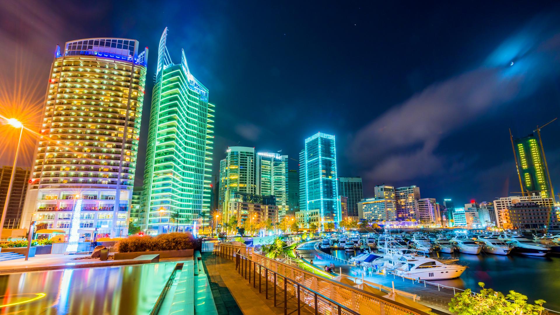 和以色列接壤,是中东地区最西化的国家之一,首都贝鲁特曾被誉为中东巴