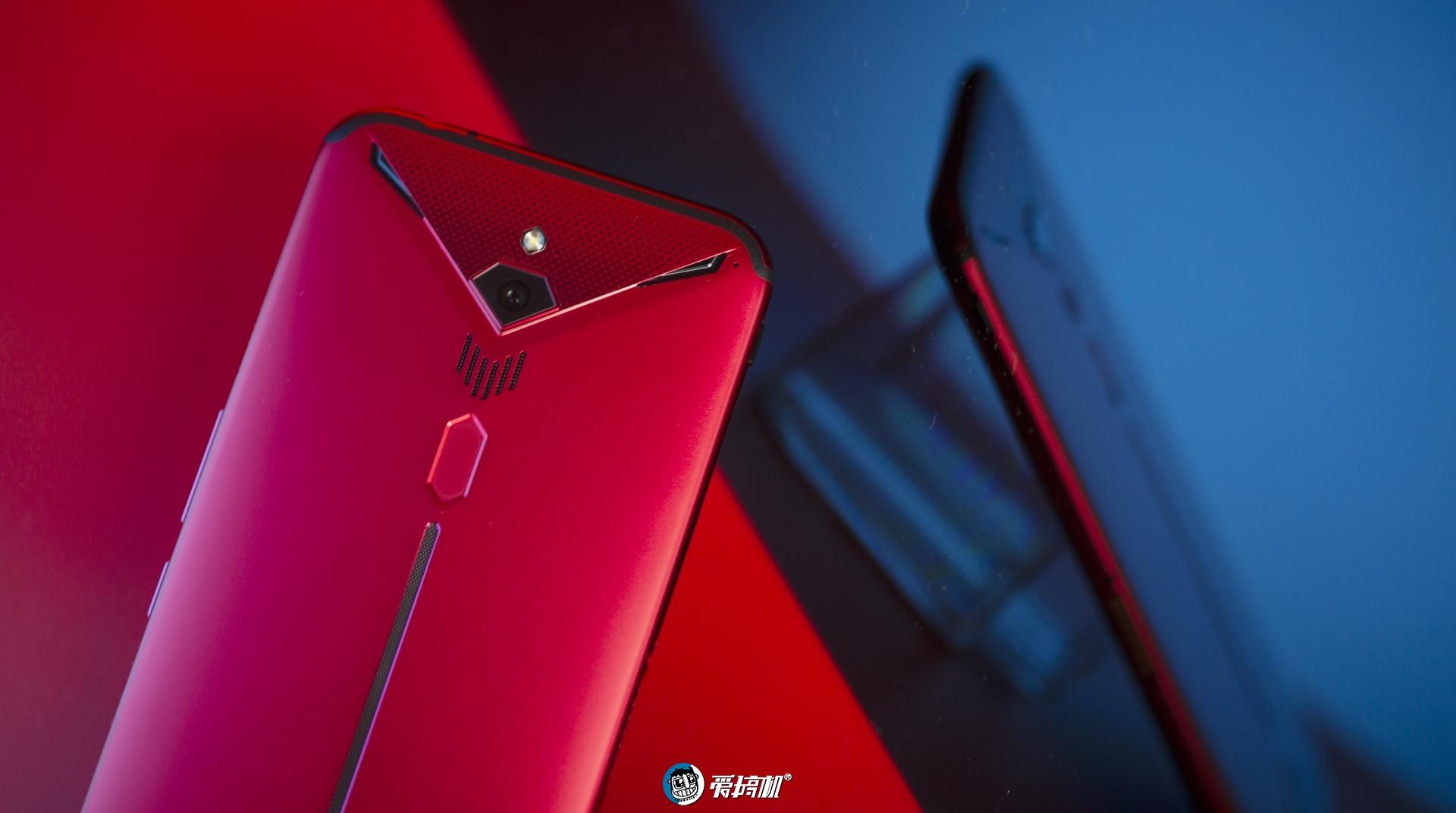 红魔3电竞游戏手机一键赛艇