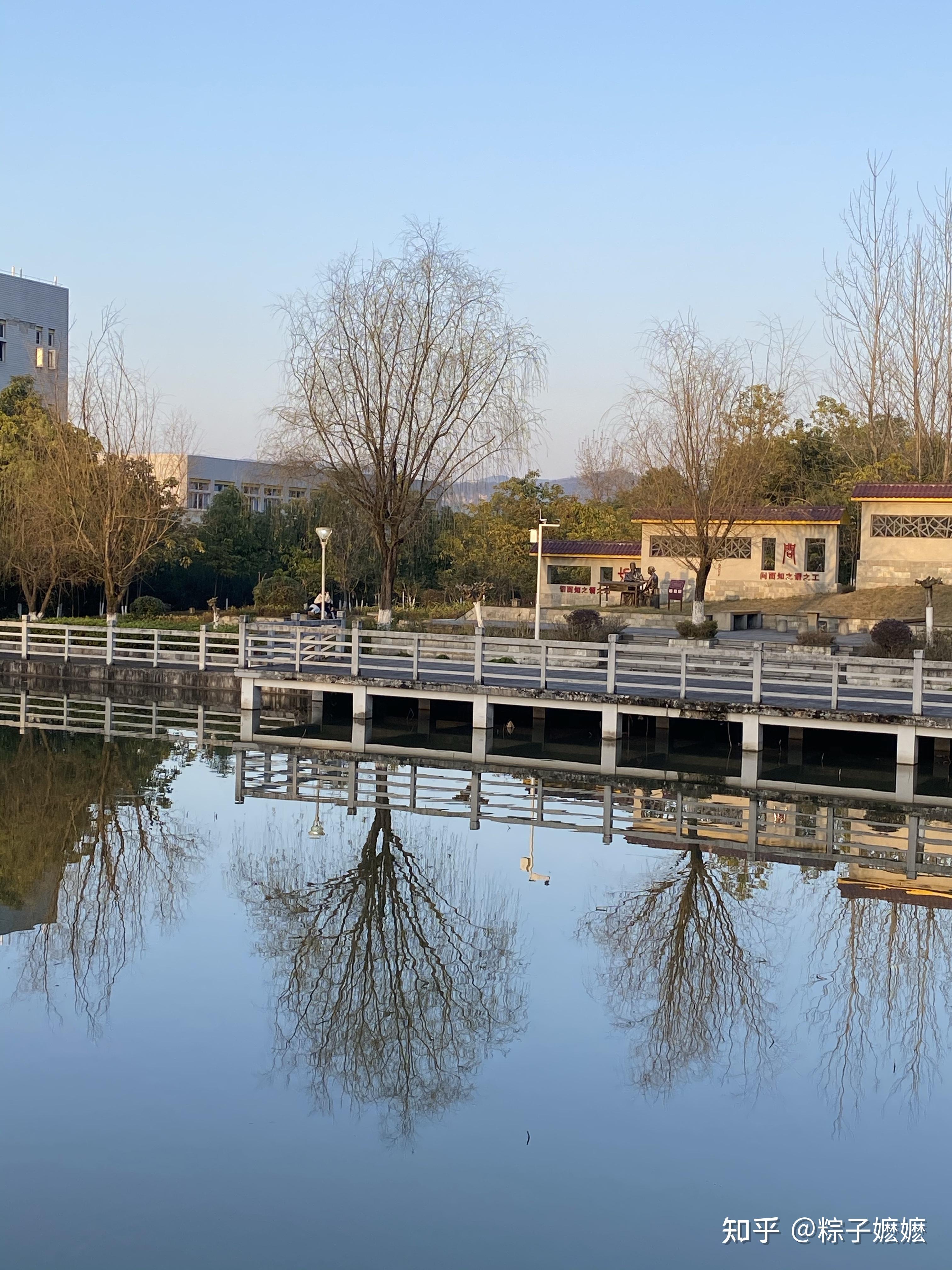 你还有问题,qq1903014118,也可以私信我哦,然后就是欢迎来三峡医专