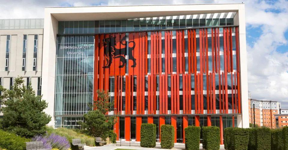 伯明翰城市大学(birmingham city university,简称bcu)拥有艺术,设计