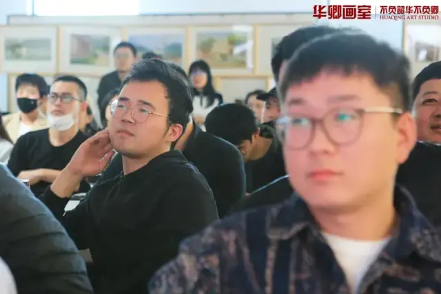 热血高燃华卿画室全体教师郑重宣誓一起拼一定赢