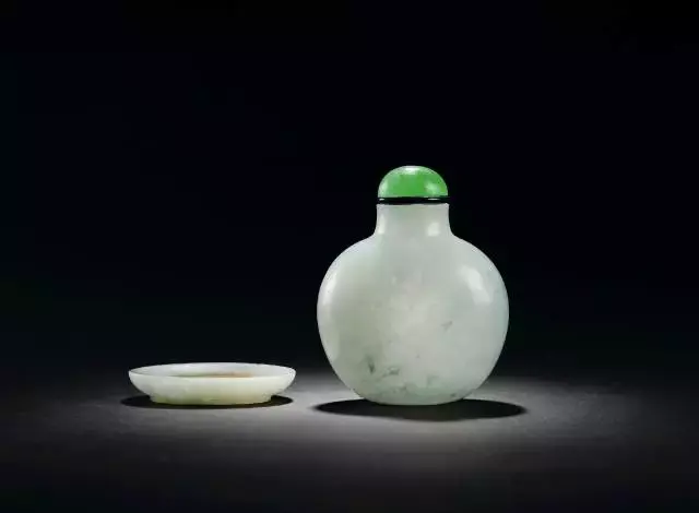 鼻烟壶：皇孙贵族把玩物器小艺术乾坤大- 知乎