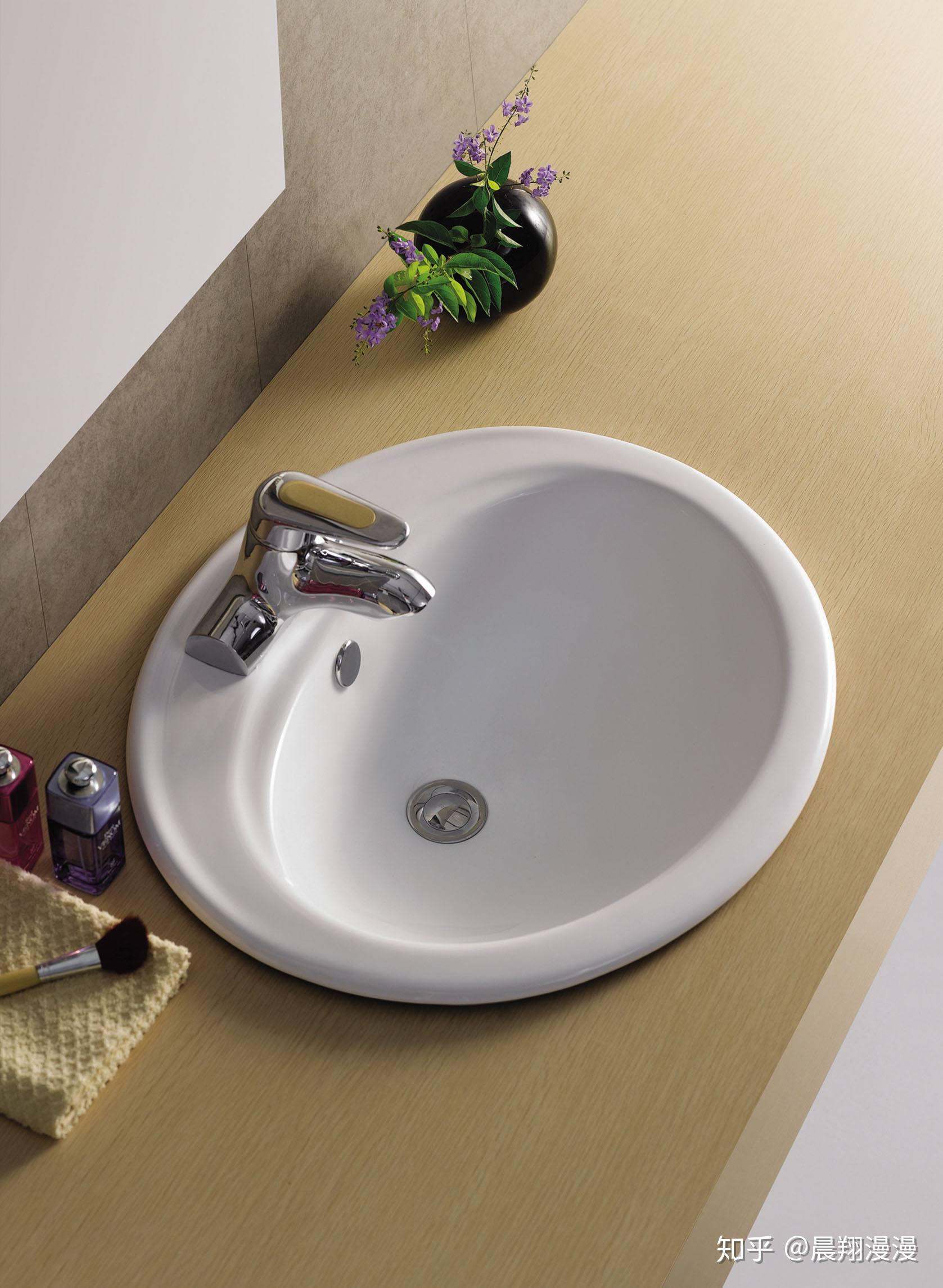 卫生间洗手盆不会选?总共七种类型的台盆,适用范围在这里