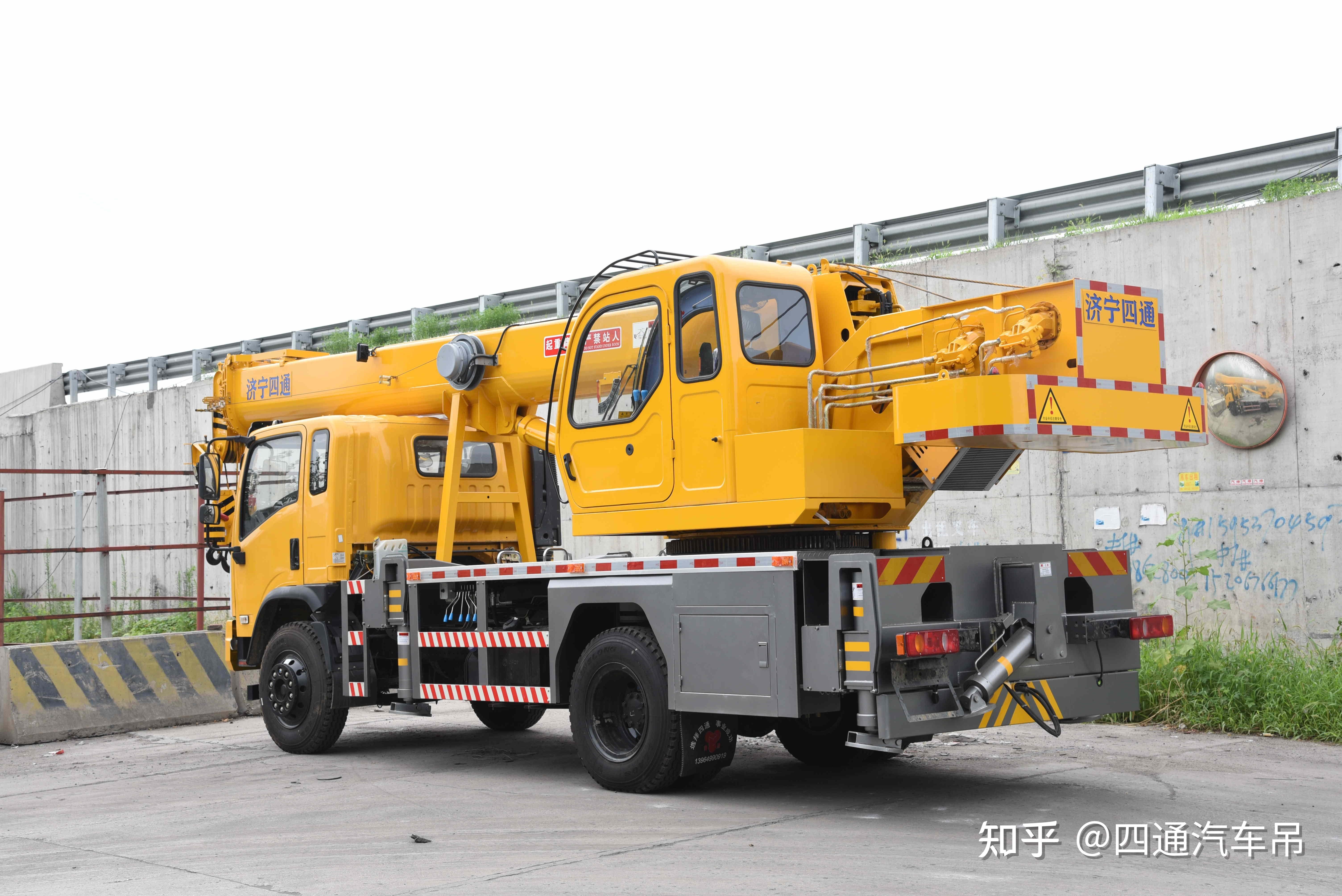 汽车吊起重机40米臂长高度建房工地施工吊车牛了老板直夸好