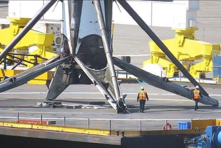 Space X猎鹰重型火箭为什么不用伞降方式回收