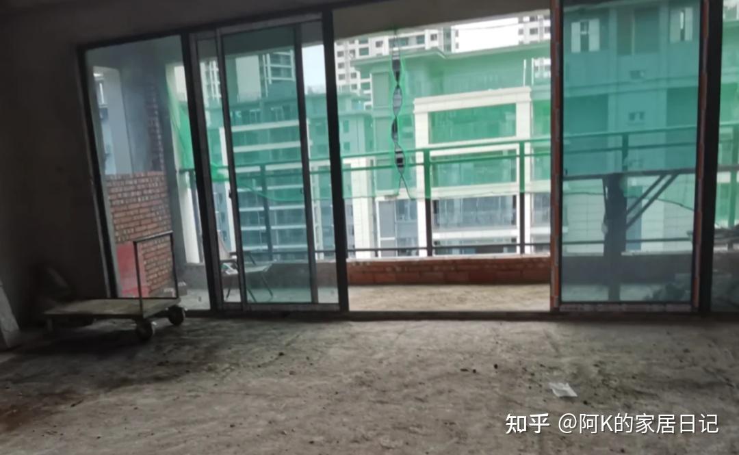不听劝!坚持给阳台做了5个设计,入住后,门槛都快被邻居踩烂了 - 知乎