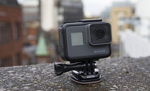 gopro hero8 black拍照效果如何,能和同价位的单反比吗?