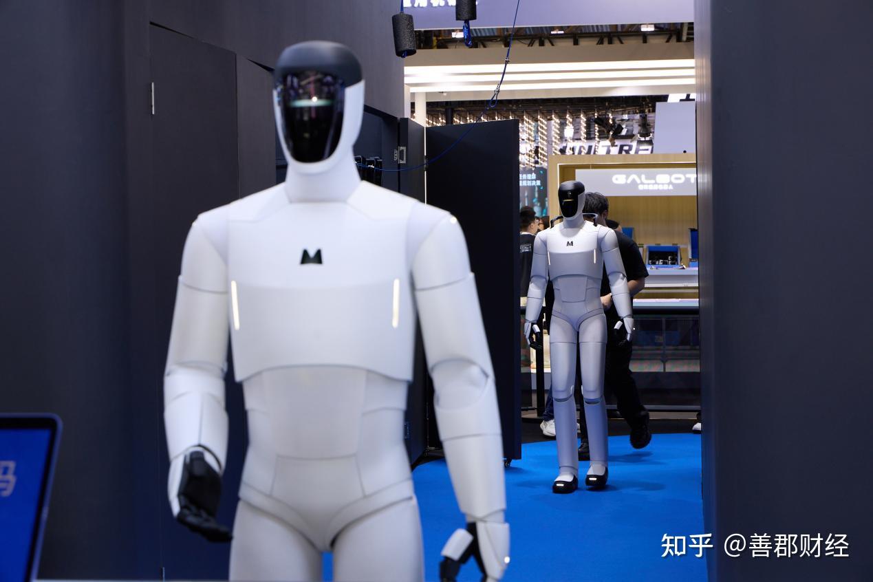 三大技术突破定义人形机器人行业新标杆，矩阵超智MATRIX-1亮相WAIC 2025 - 知乎