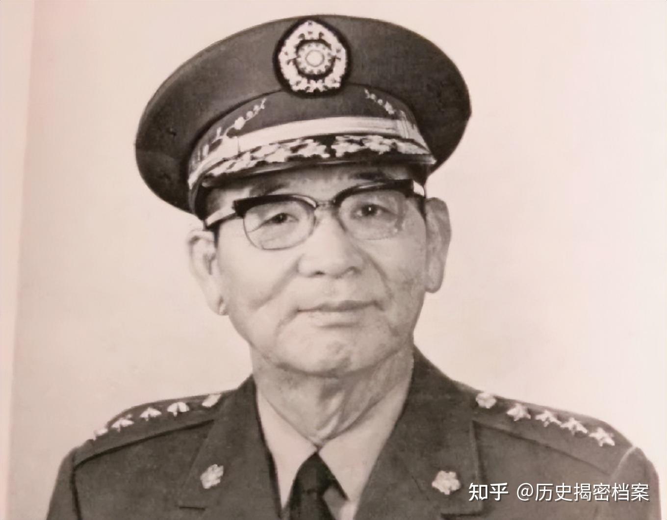 黄埔悍将胡琏:晚年不敢再提粟裕,临死前给孙子留下一幅地图 - 知乎