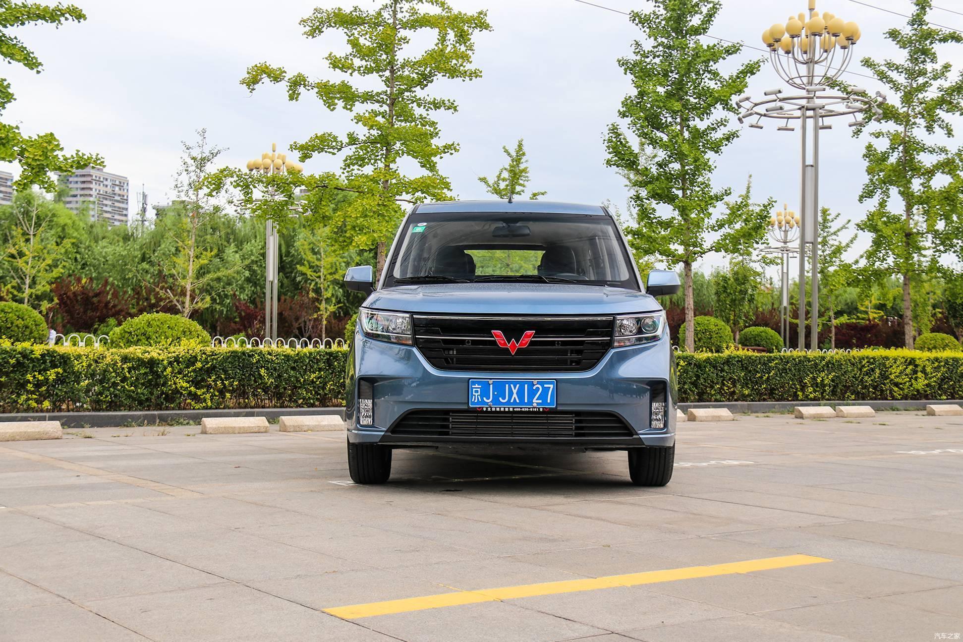 mpv里的销量mvp五菱宏光plus玩的真高级