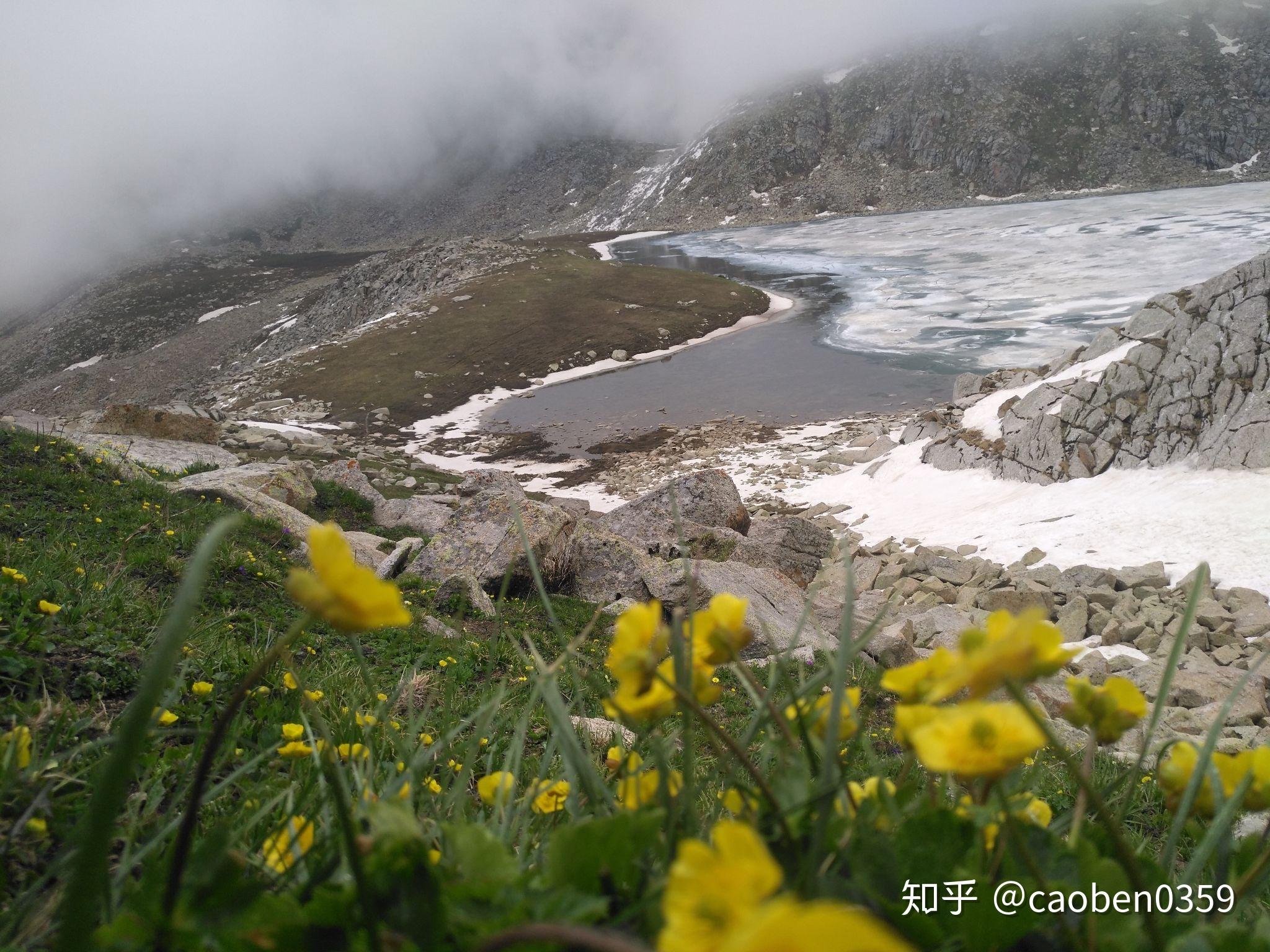 琼库什台,高山湖