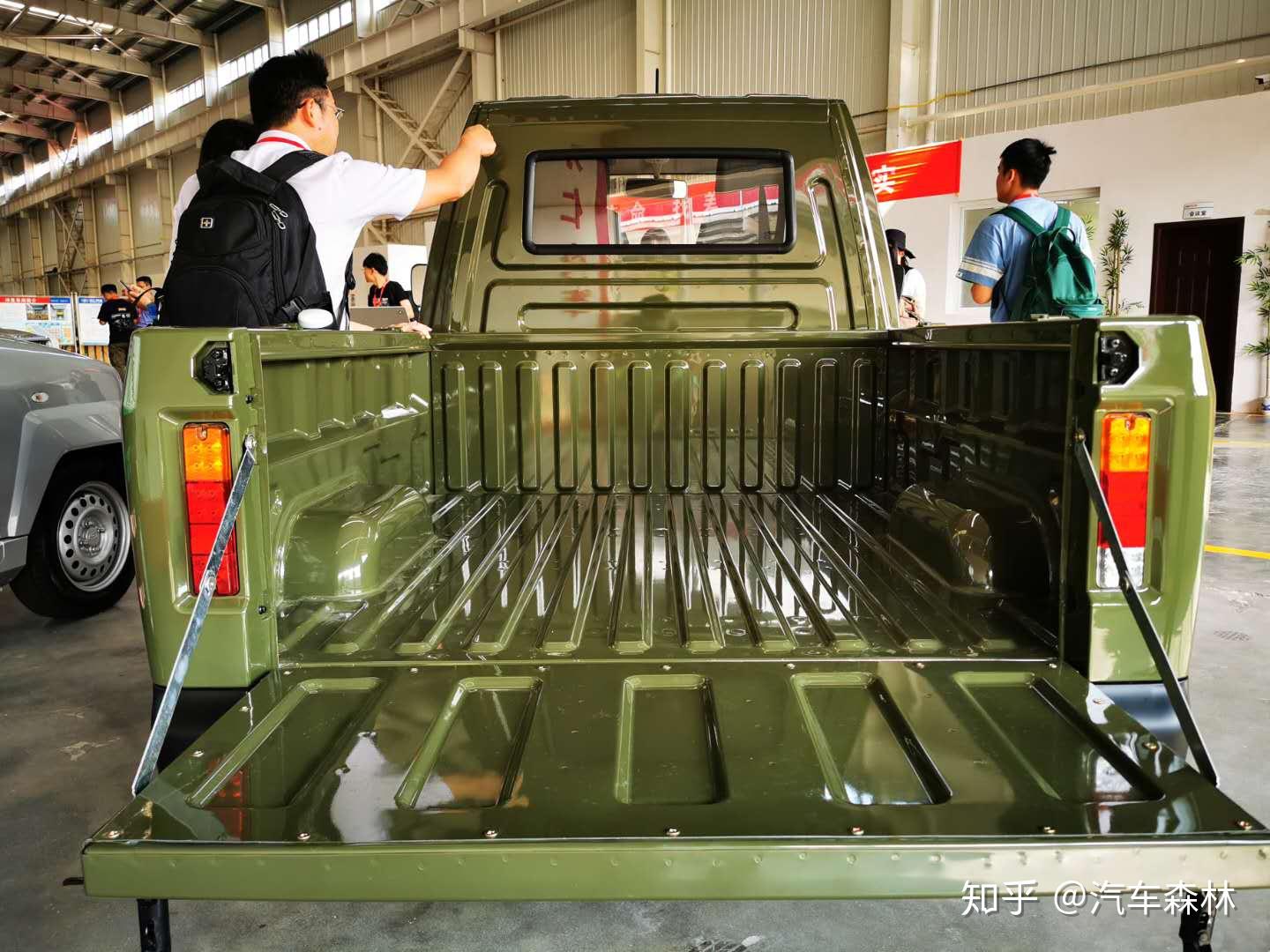 什么水果最好摆地摊 v2-f8d1de2e9807b5f6c3044081ec8b1997_r.jpg