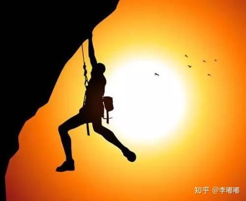 21,成长就是被打趴下时,还能爬起来拍拍身上的土,笑着说,我还行;——i