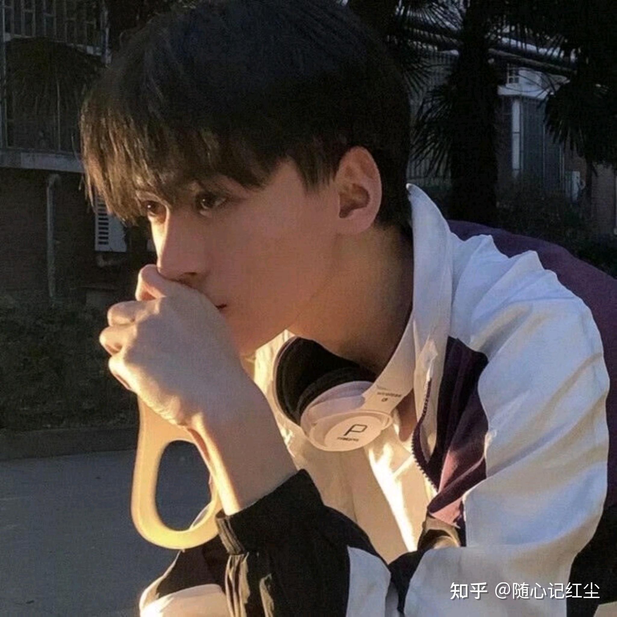 更一波男生头像 - 知乎