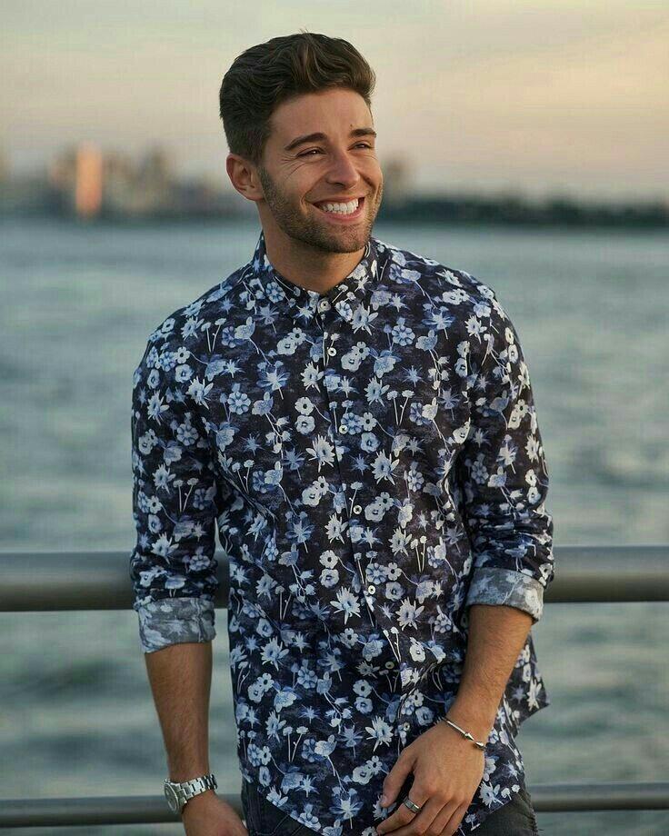 帅哥胚子到底长什么样的