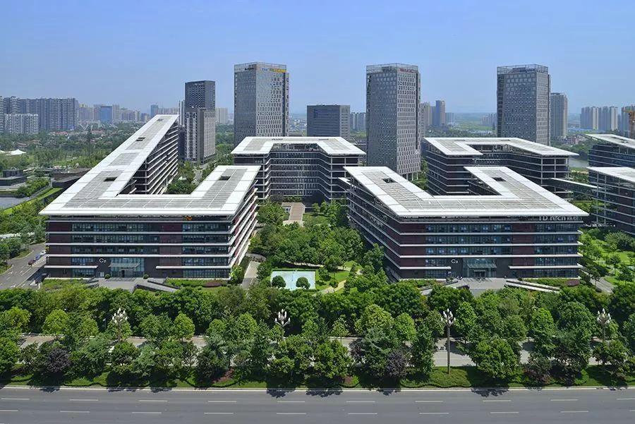 以科技创新引领发展方向推动经济高质量发展