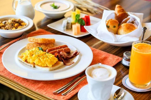 怎么样减肥不影响吃饭 v2-f96e3c0441277f0b4f288a152f82abe7_r.jpg