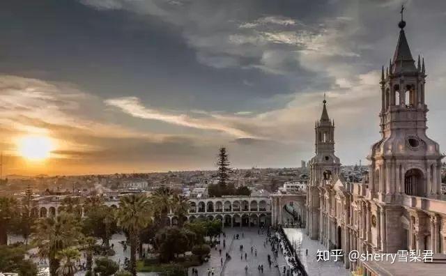 在失落的印加文明和狂野的自然景观中,领略这个南美风情小国的独特魅力