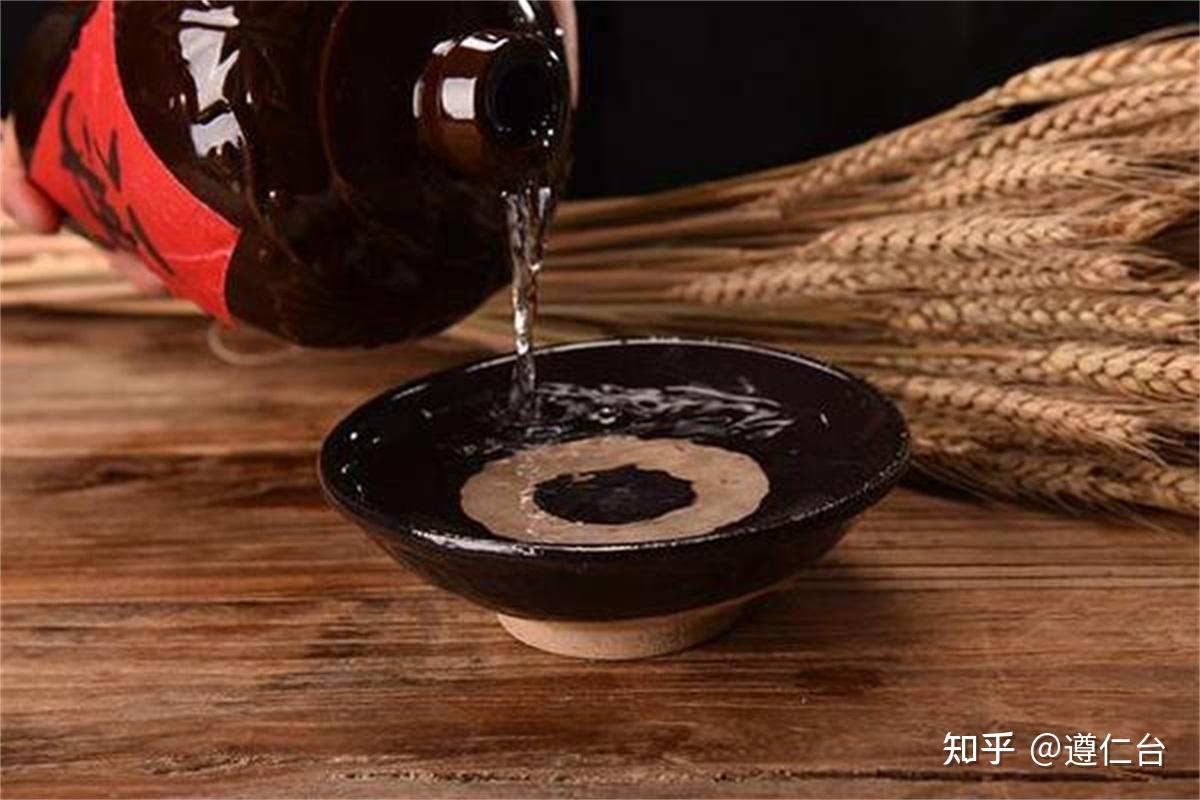 重庆一名酒陨落曾经的雾都一哥如今当面无人识能翻身