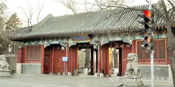 那些顶级大学的“门面”是如何设计的? - 知乎