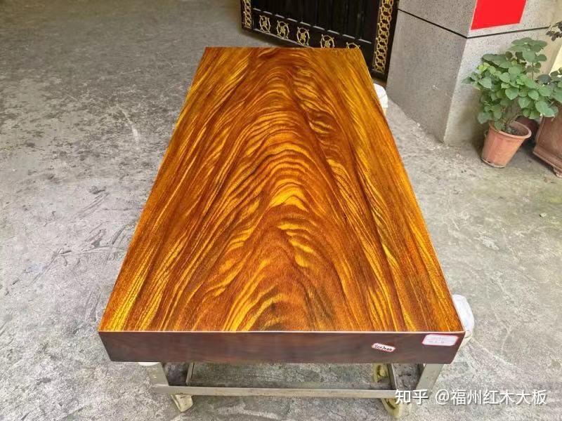 奥坎实木大板为什么会开裂