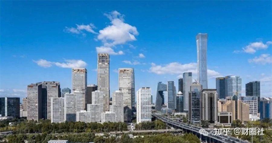 地王盛宴VS业主血泪!这些央企巨头为何左手抢地右手爆雷 - 知乎