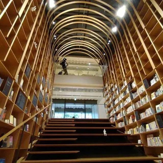 早稻田大学的村上春树图书馆