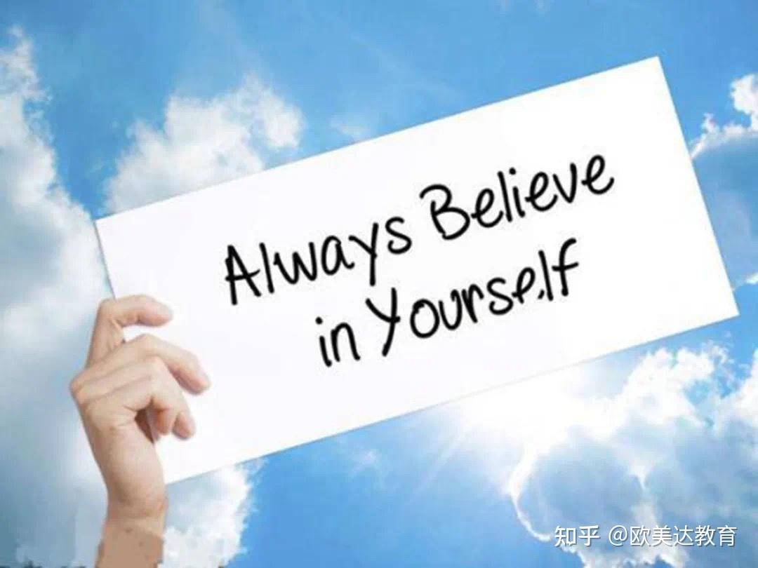 张京翻译很酷她的发音是英音还是美音中国人适合什么音